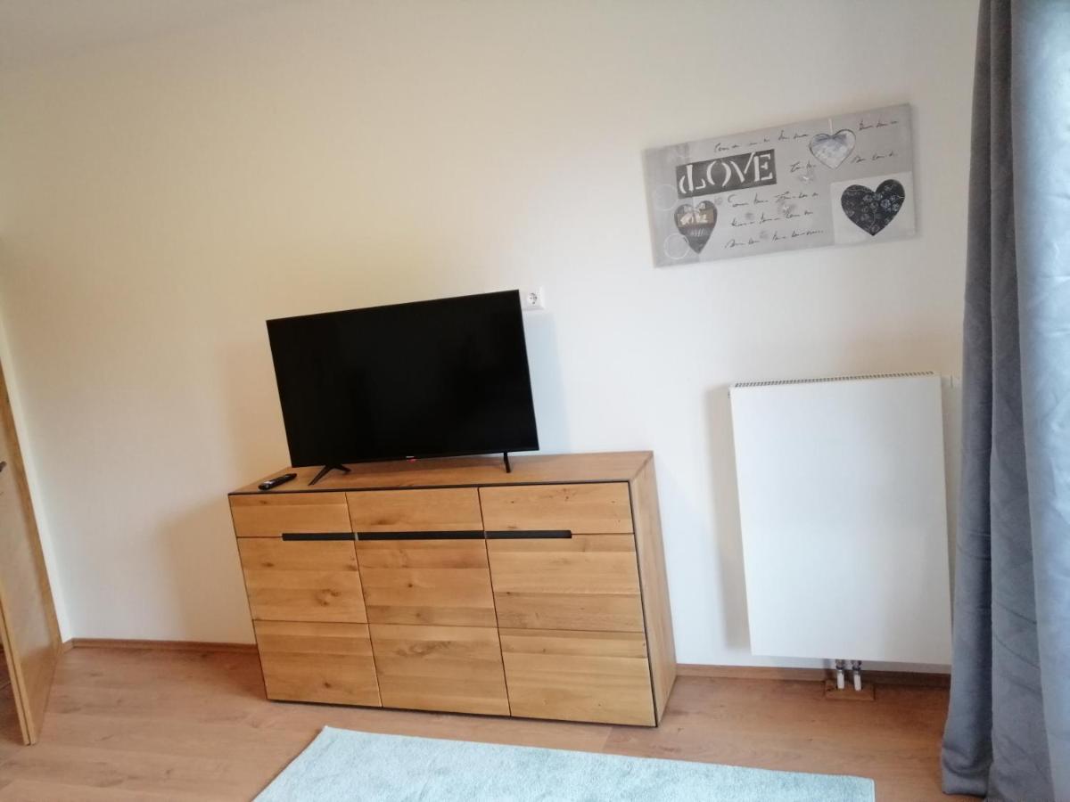 Fewo Fabiella Mit Balkon Millstatt Exterior foto